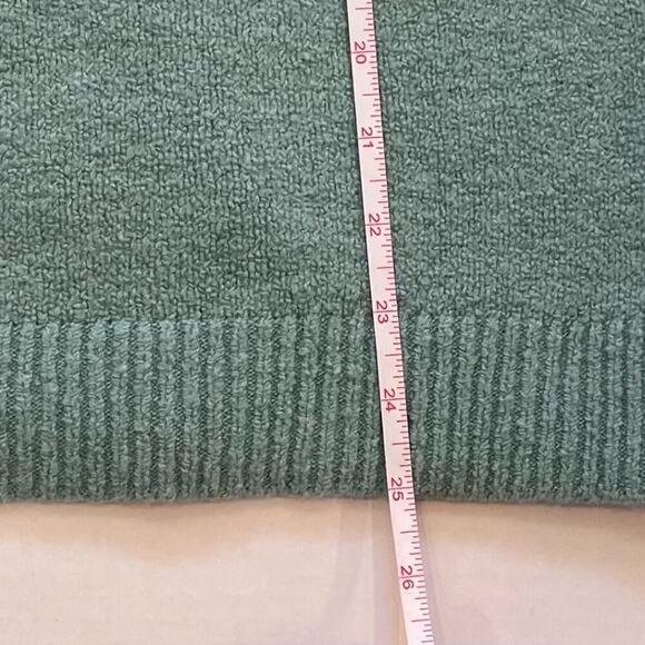 J. Jill Green Cotton/Wool Blend Boucle Oversized Turtleneck Sweater, Size XSP - Picture 7 of 8